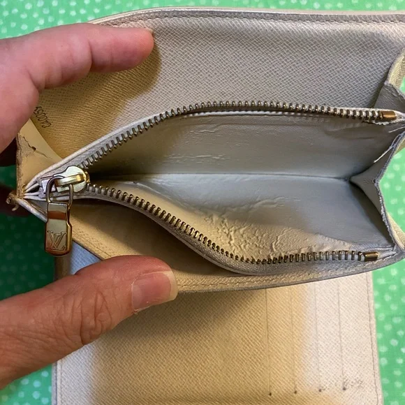 Louis Vuitton Damier Azur Trifold Wallet - Picture 7 of 11